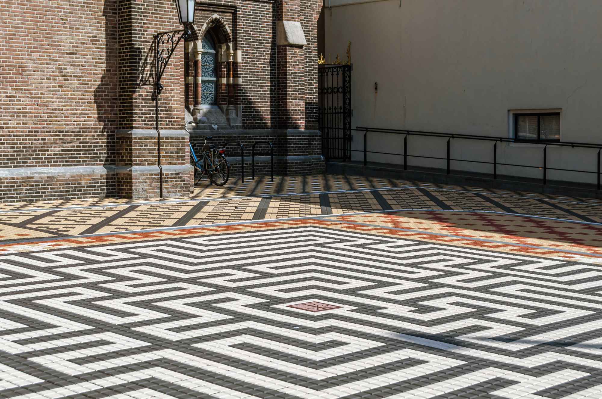 Servive Image 7